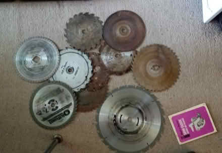 Photo of free circular saw blades (Bayshore) #1