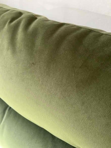 Photo of free Velvet Green Recliner Sofa (Finsbury Park / Crouch Hill) #4