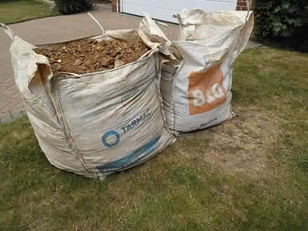 Photo of free Hardcore/Rubble - Small stones, sand, gravel, soil (Welwyn AL6) #1