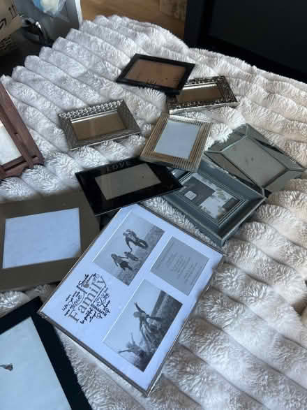 Photo of free Photo frames - various (Earley RG6) #3