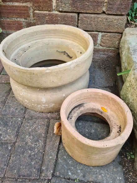 Photo of free Old chimney pots (Goldington MK41) #2