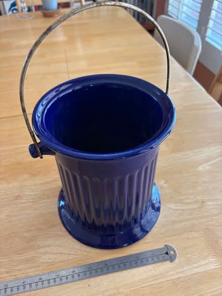 Photo of free Ceramic crock (Downtown Sunnyvale) #1