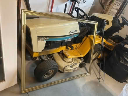 Photo of free Large gold picture frame (Gloucester Glen) #1