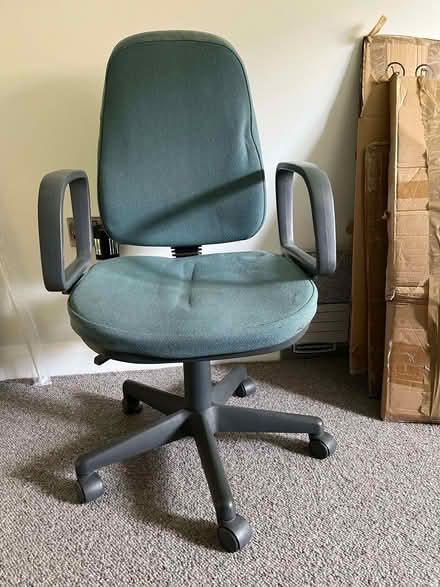 Photo of free Office chair (Wallasey CH45) #1