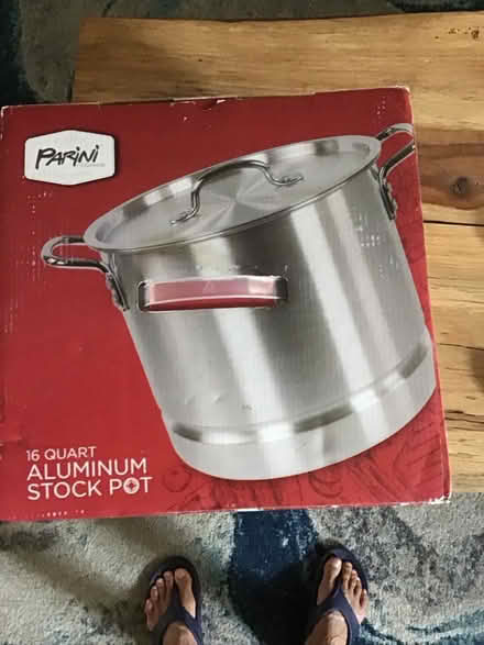 Photo of free Stock pot 16 quart (Mirror Lake Area) #2