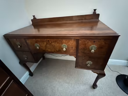 Photo of free Dressing table (Finchampstead RG40) #3