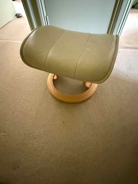 Photo of free Stresses stool (Atworth) #1
