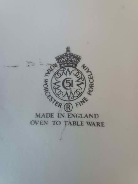 Photo of free Royal Worcester 7" casserole dish (Hayling Island PO11) #2