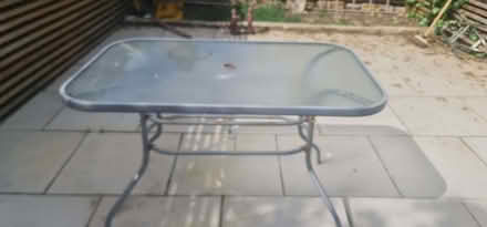Photo of free Garden table (Furzedown SW17) #1
