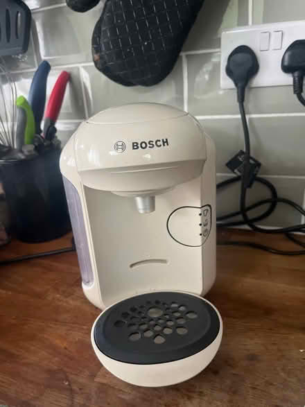 Photo of free Bosch tassimo coffee machine (South Norwood SE25) #2