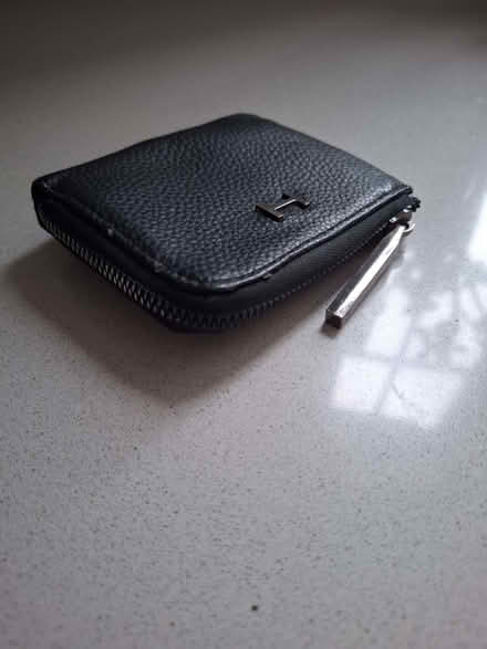 Photo of free Credit cards/coins holder (Emlyn Gardens W12) #2