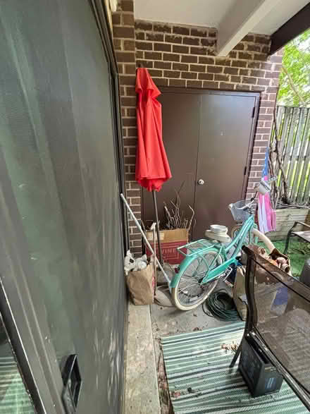 Photo of free Moving lots of free furniture (7332 Tavenner Ln Apt 1-A 22306) #2