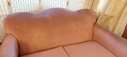 Photo of free Small pink vintage sofa (Oswestry SY11) #1