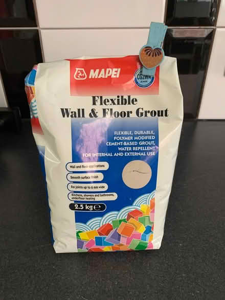 Photo of free MAPEI beige wall and floor grout (Kempston MK42) #1