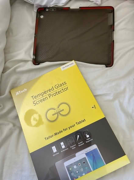 Photo of free Screen protector (iPad 2/3/4) (Dolwyd LL31) #1