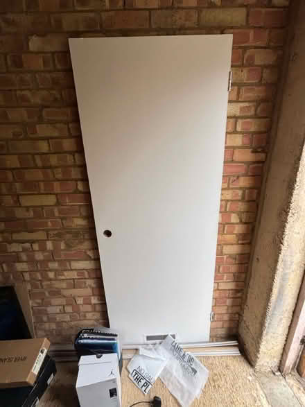 Photo of free White door (Stevenage) #1