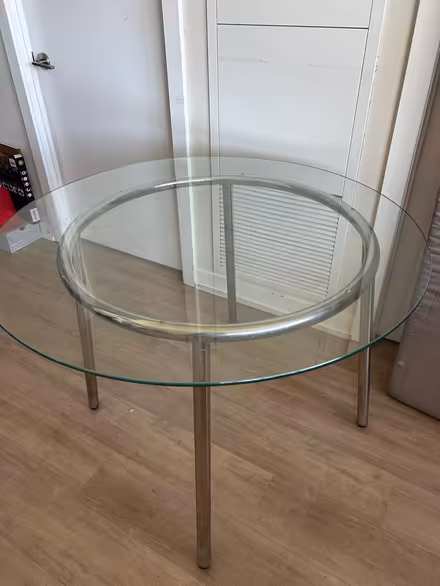 Photo of free Glass table (Midtown) #1