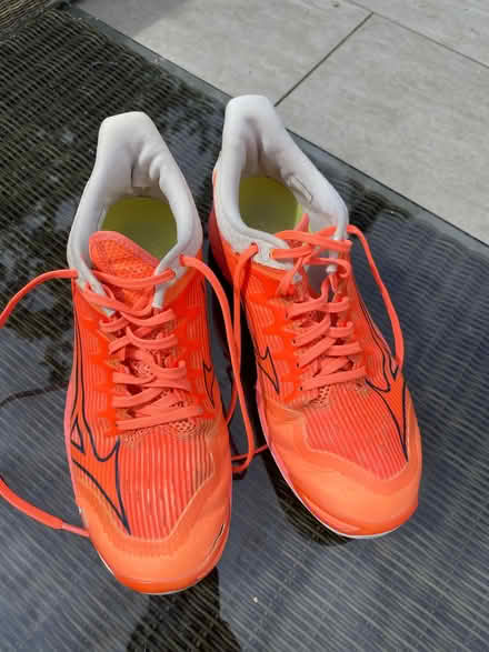 Photo of free Hockey astros size 7 (Desborough Island TW17) #1