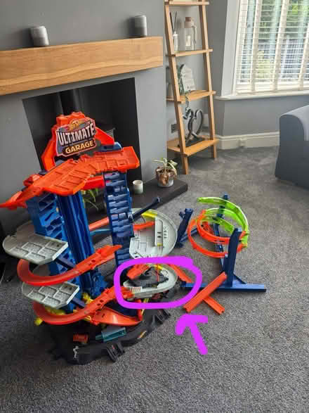 Photo of free Hot Wheels Toy (1 piece missing) (Eccles M30) #3