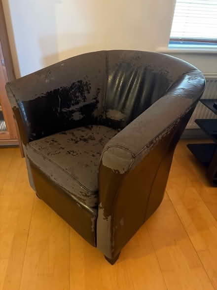 Photo of free Bucket chair (Upper Holloway N7) #2