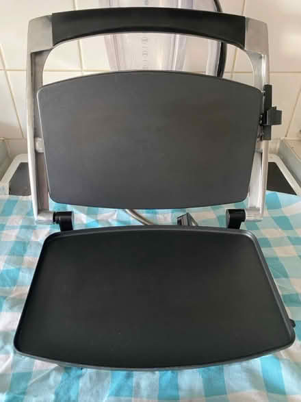 Photo of free Panini press (Jennett's Park RG12) #2