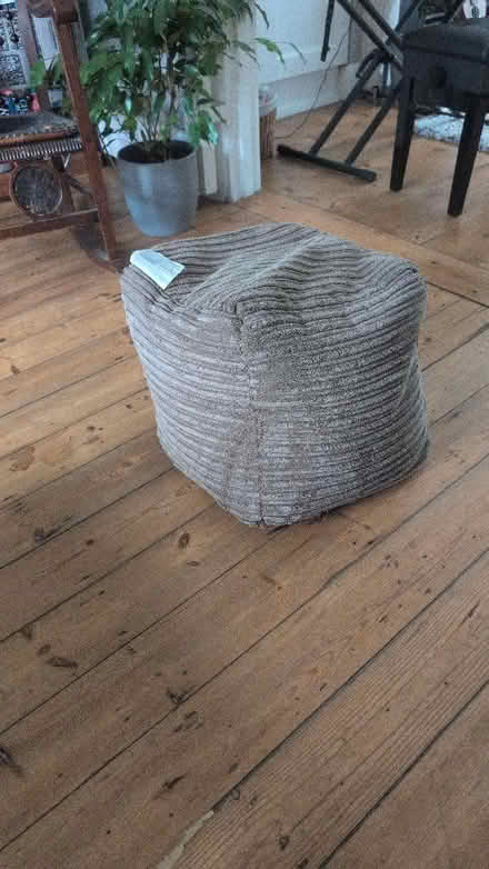Photo of free Footstool (NW2) #1