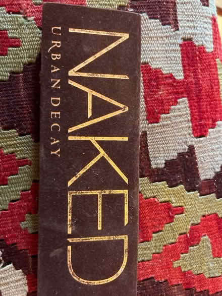 Photo of free Naked eyeshadow palette (N1) #2