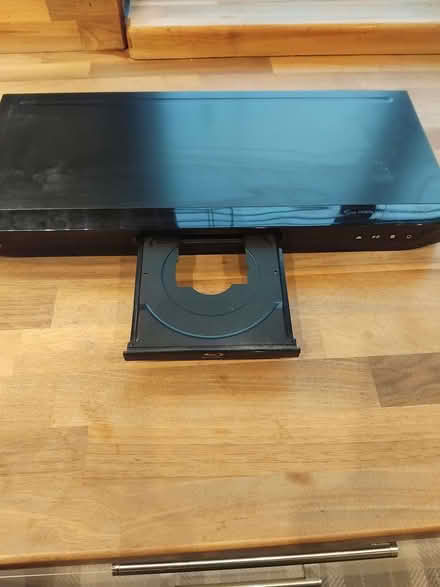 Photo of free LG DVD player (Madeley TF7) #1
