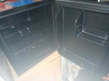 Photo of free Counter top fridge (Highbury Vale NG5) #2