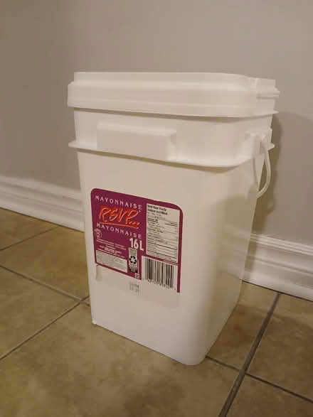 Photo of free Large Food Safe Bucket (Meadowvale Village) #1