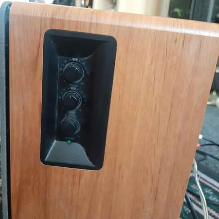 Photo of free Edifier multimedia speaker (New Hinksey OX1) #3