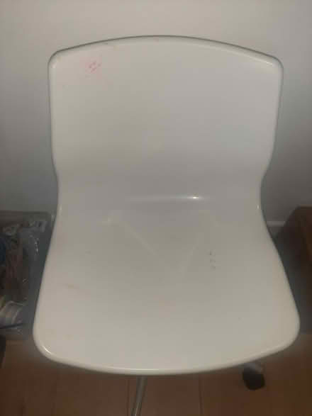 Photo of free Desk chair (Hawarden) #2