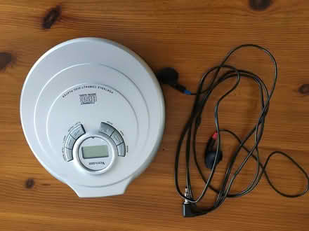 Photo of free CD Player (Horn's Mill SG13) #1
