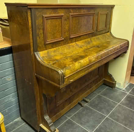 Photo of free Piano (Scale Hall LA3) #1