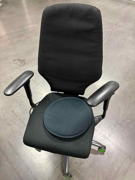 Photo of free Variety of Office Furniture/Items (Moorgate) #1