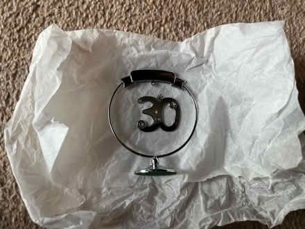 Photo of free 30th silver table decoration (SE10) #1