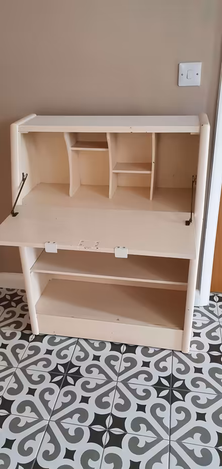 Photo of free Writing desk/ bureau (Wokingham RG40) #1