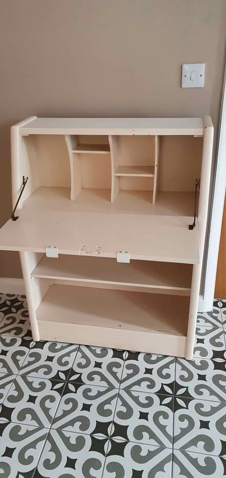 Photo of free Writing desk/ bureau (Wokingham RG40) #1