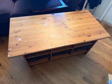 Photo of free Coffee table with baskets (North Springfield) #2