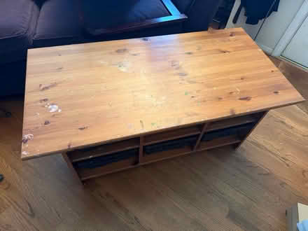 Photo of free Coffee table with baskets (North Springfield) #2