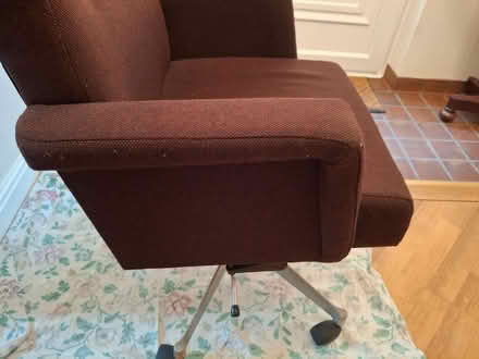Photo of free Chair on wheels (Newton with scales PR4) #2
