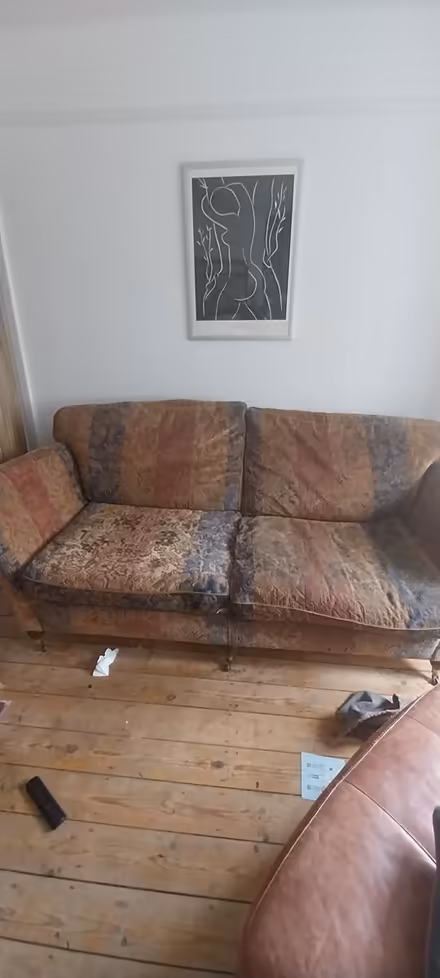 Photo of free Sofa and 2x Armchairs (Woodbridge IP12) #2