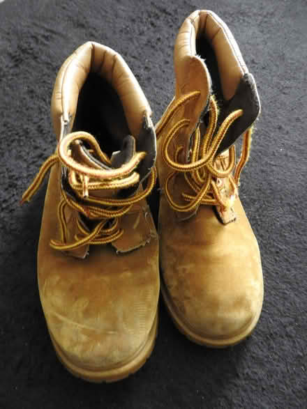 Photo of free Boots/Bootees (Agar Nook LE67) #1