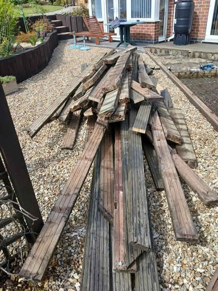 Photo of free timber and hardcore (DE22) #2