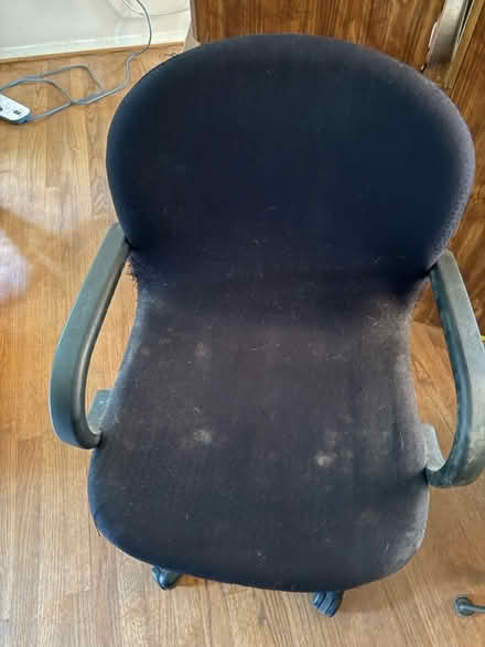 Photo of free Office Chair (North Springfield) #1
