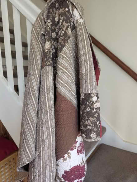 Photo of free Red & Brown throw and cushion covers (Grangeway area NN10) #2