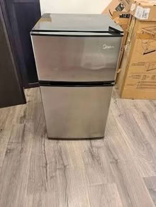 Photo of Mini fridge with separate freezer (Maple Leaf Neighborhood) #3