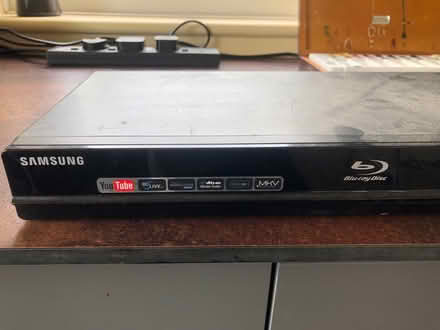 Photo of free samsung blue ray (llanfechell) #3