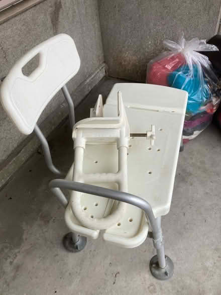 Photo of free Shower seat ((Dundas and Church)) #1