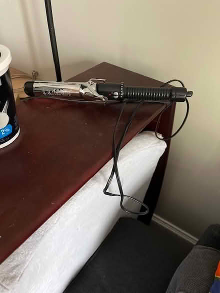 Photo of free Curling iron for hair (Golden Triangle) #1